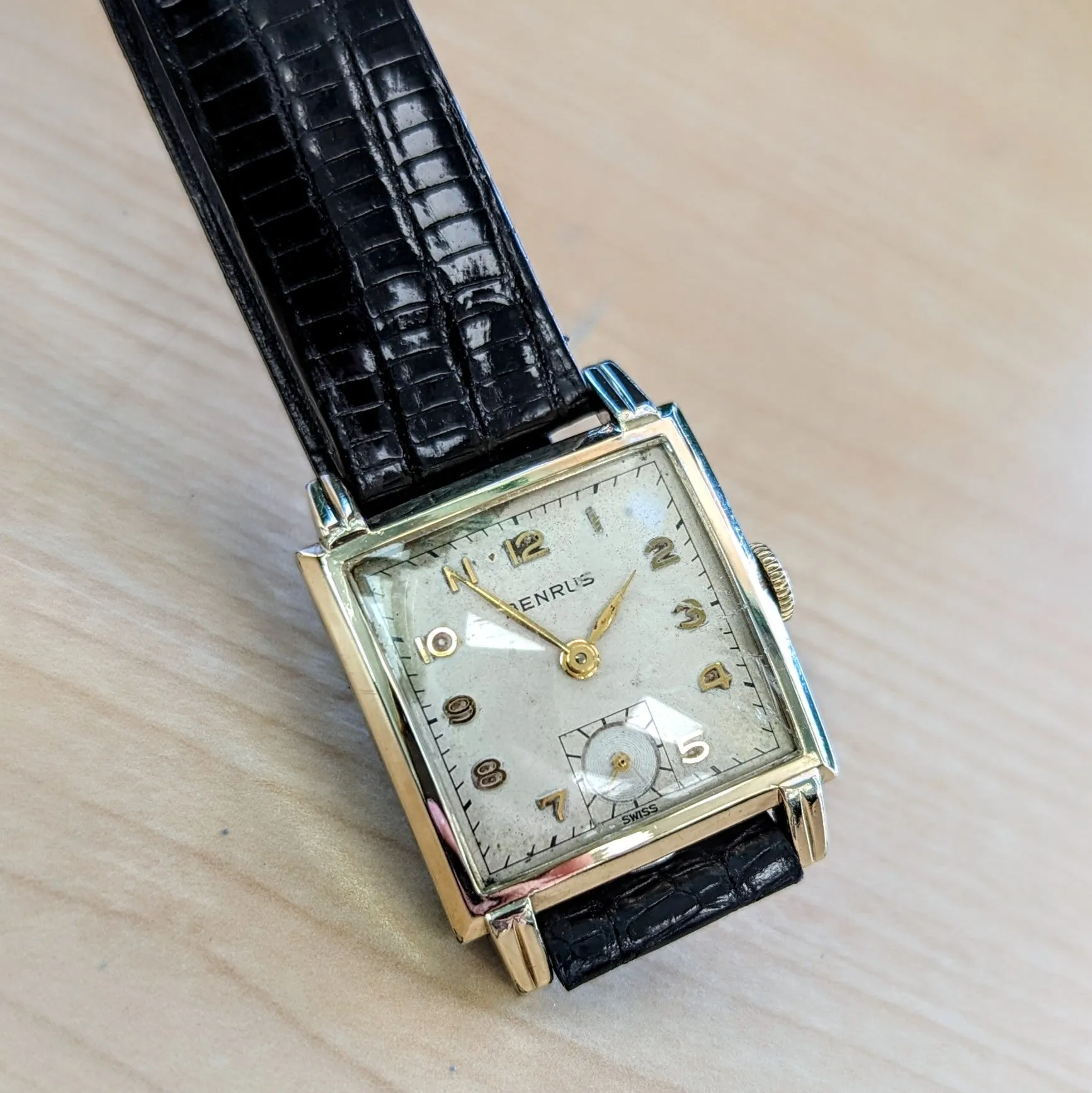 1950's BENRUS Watch 17 Jewels Model BA 2 Cal. ETA 900  Swiss Made Wristwatch