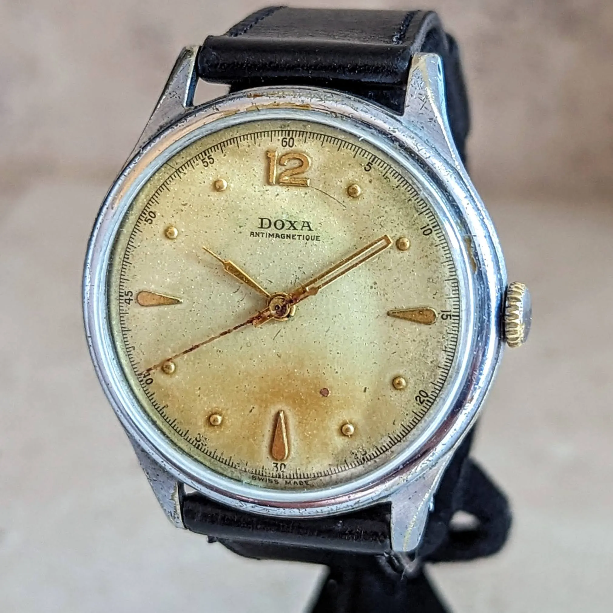 1950s DOXA Antimagnetique Jumbo Wristwatch Cal. ETA 1147 Swiss Made Watch