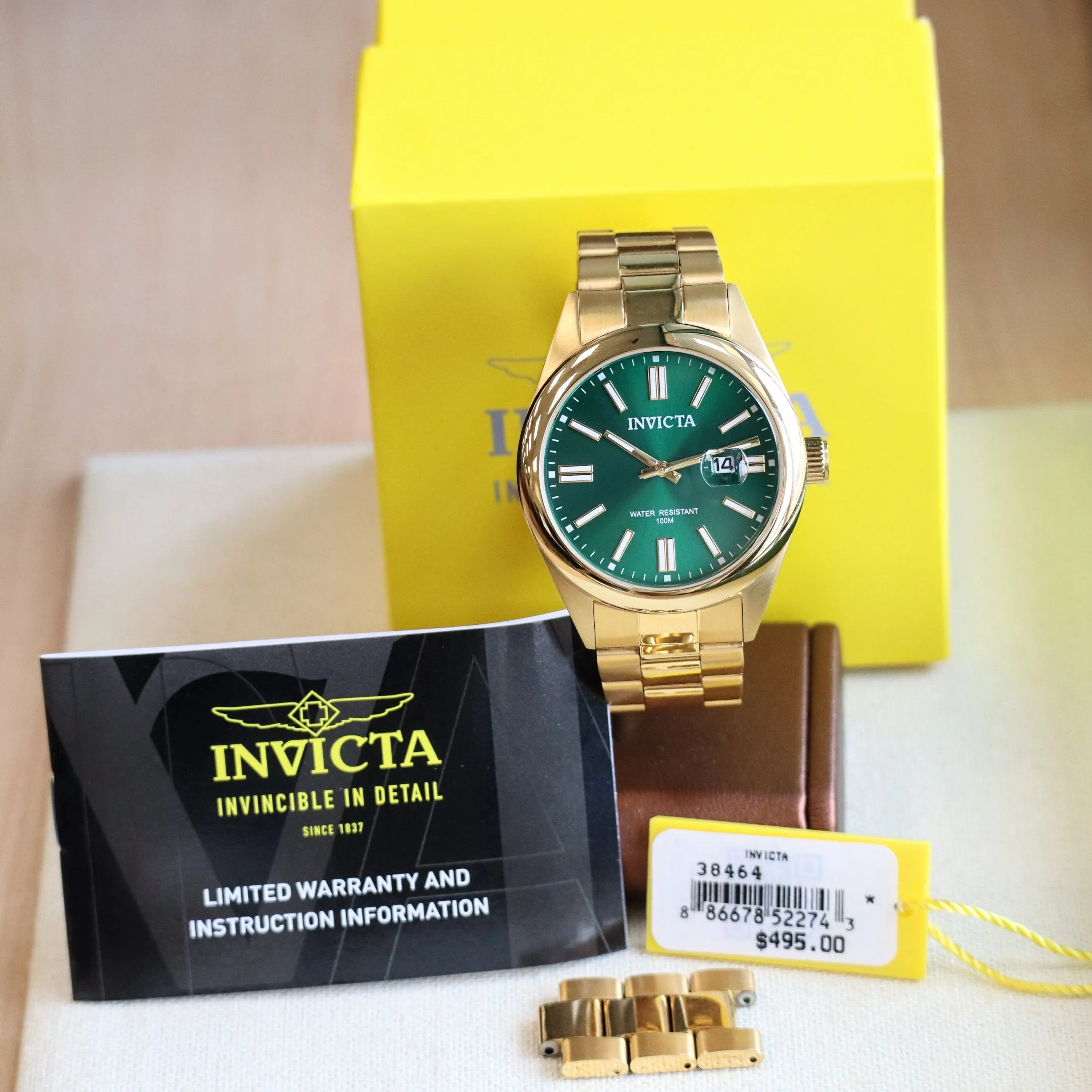 INVICTA Pro Diver Men's Watch Quartz Green Dial ALL S.S. Wristwatch Ref. 38464 - ALL Original!