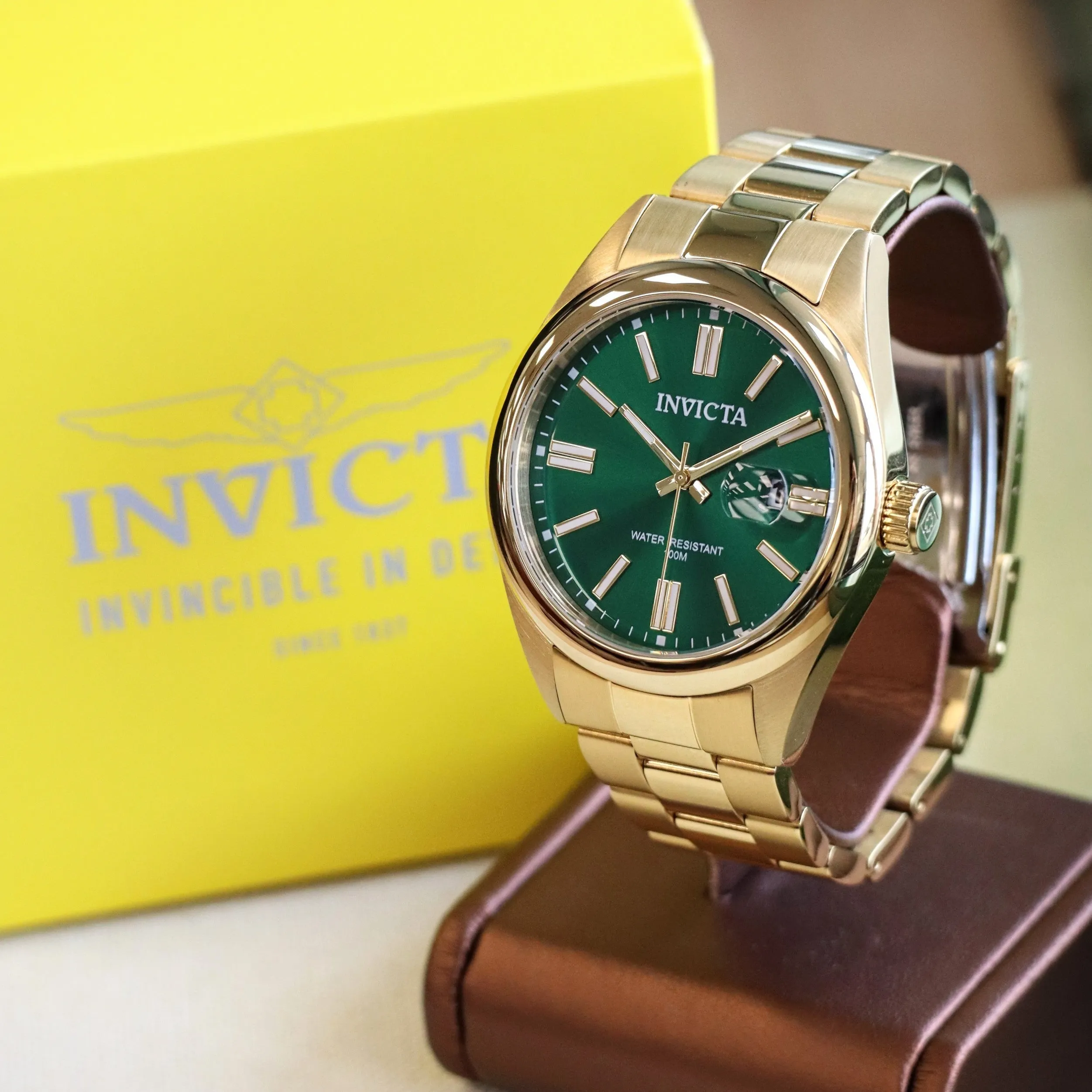 INVICTA Pro Diver Men's Watch Quartz Green Dial ALL S.S. Wristwatch Ref. 38464 - ALL Original!