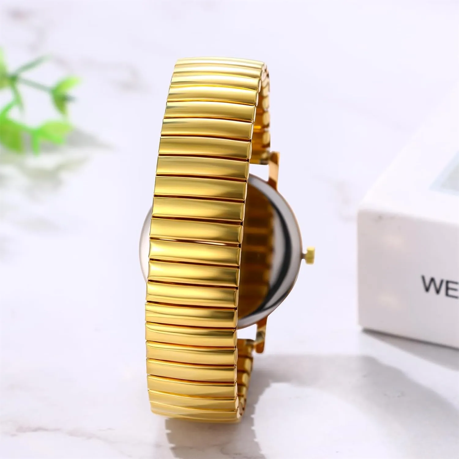 JewelryWe Men Women Elastic Watches: Round Analog Trump Dial Quartz Watch Gold Silver Plated Stretch Band Wristwatch