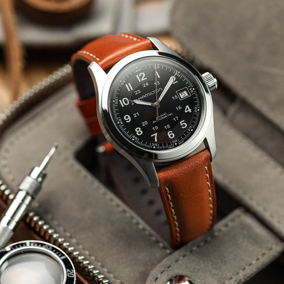 Tenby Classic Padded Genuine Leather Watch Strap - Dark Brown