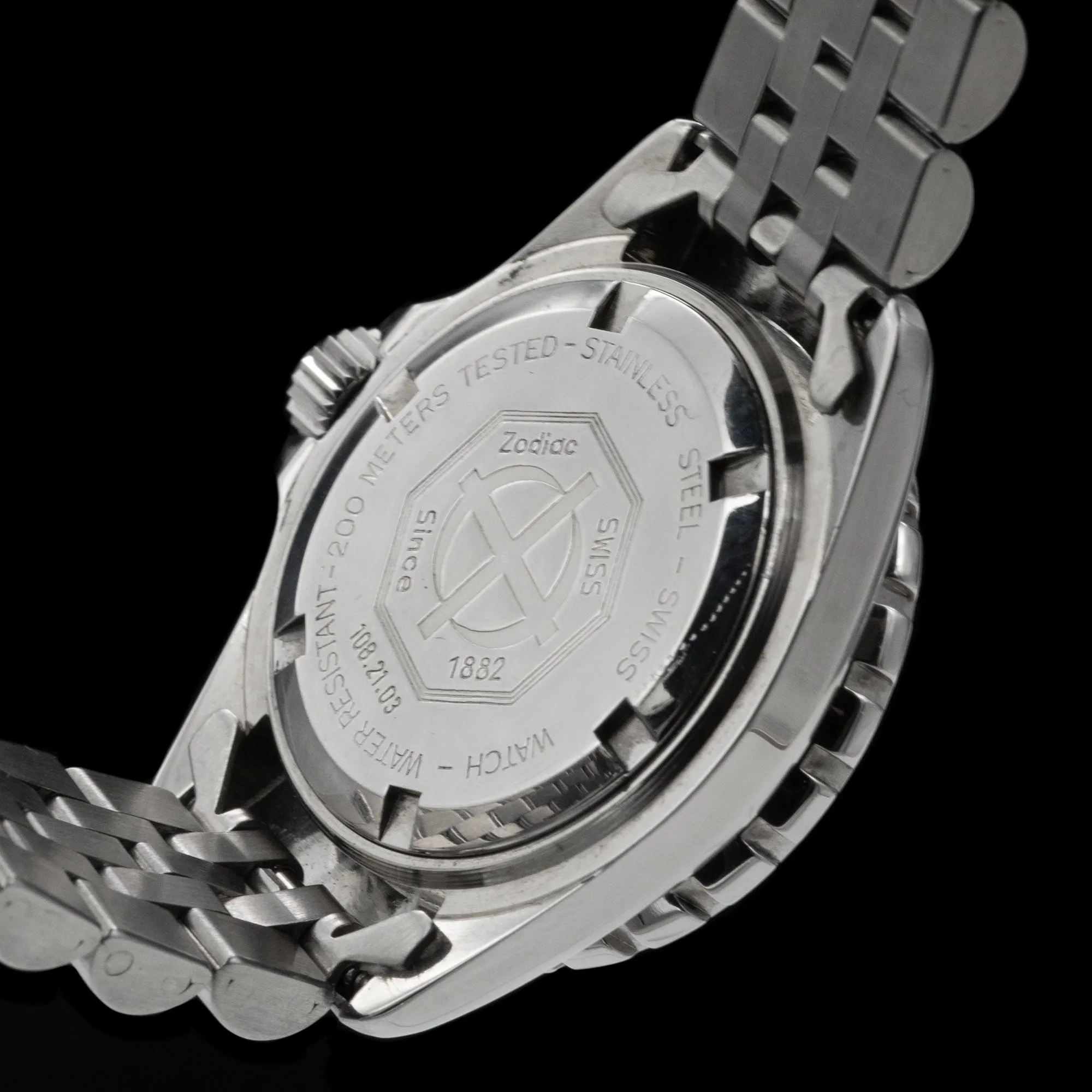 Zodiac - Ladies Red Point Professional 200m 108.21.03
